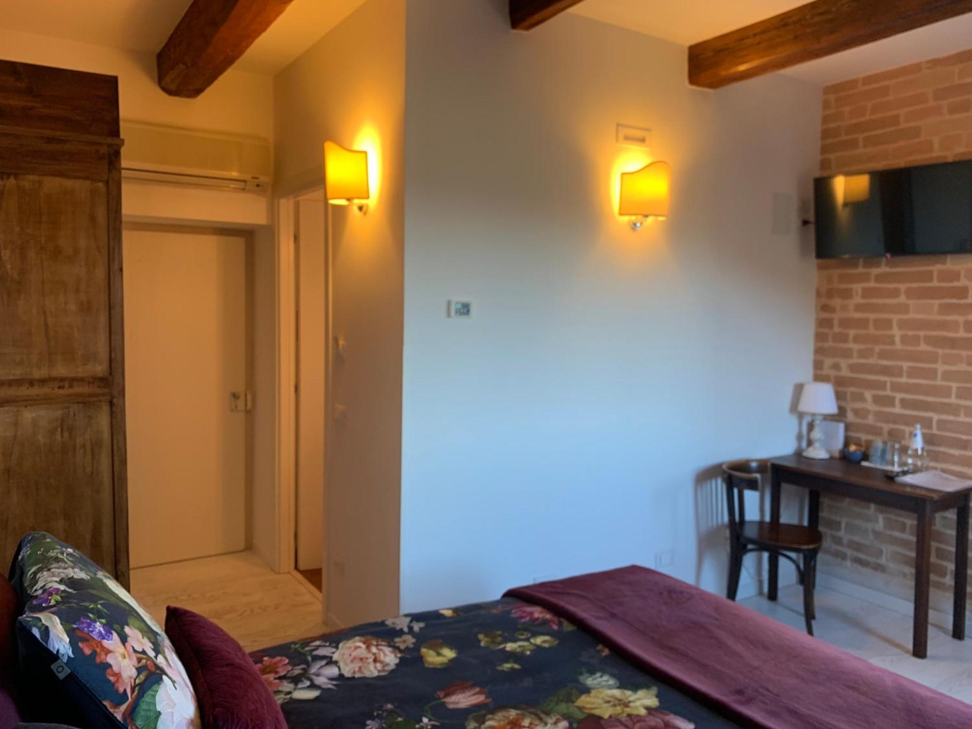 Gastronomic B&B Carlocarla Monte San Pietrangeli Extérieur photo